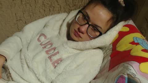 say meow and send tip  online show from February 10, 2025, 8:21 pm