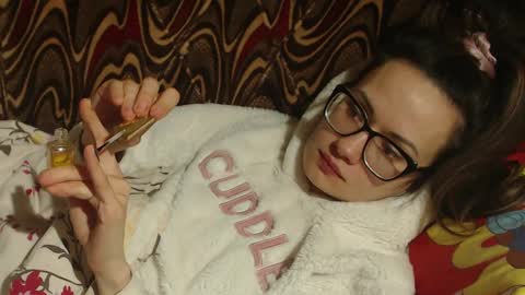 say meow and send tip  online show from March 1, 2025, 11:47 pm