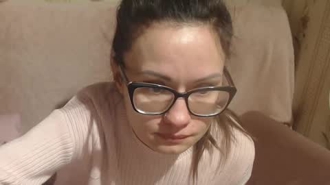 say meow and send tip  online show from February 18, 2026, 1:40 pm