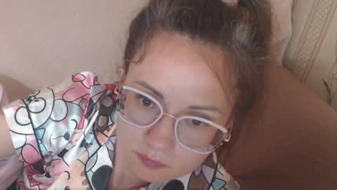 say meow and send tip  online show from May 15, 2026, 11:34 pm