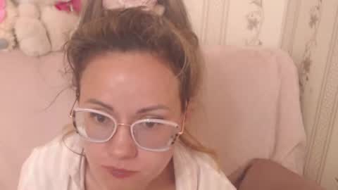 Snapshot of flowercandydoll13 chatting on June 27, 2026, 7:24 am say meow and send tip online show from June 27, 2026, 7:24 am