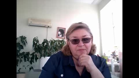 Flowerlower online show from March 9, 2025, 12:31 pm