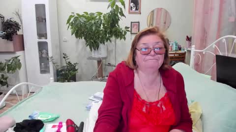 Flowerlower online show from September 18, 2025, 7:27 pm