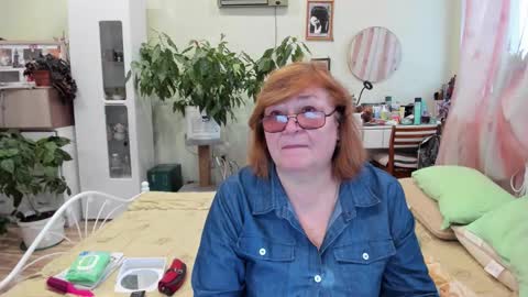 Flowerlower online show from November 6, 2025, 7:09 am