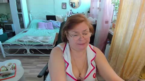 Flowerlower online show from February 15, 2026, 8:02 am