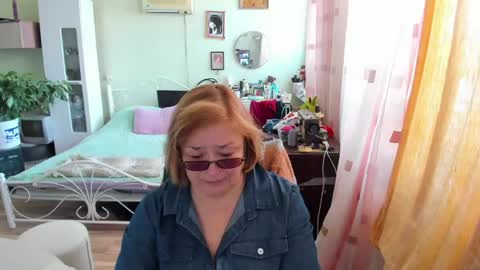 Flowerlower online show from April 17, 2026, 10:07 am