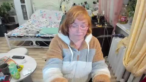 Snapshot of flowerlover8 chatting on May 30, 2026, 8:28 pm Flowerlower online show from May 30, 2026, 8:28 pm