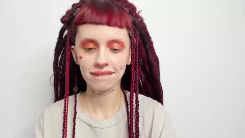 Flower online show from March 8, 2025, 3:24 pm