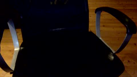 flowmover online show from March 4, 2025, 9:32 pm