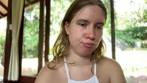 fluffy_bunnyxxx online show from February 13, 2025, 4:11 am