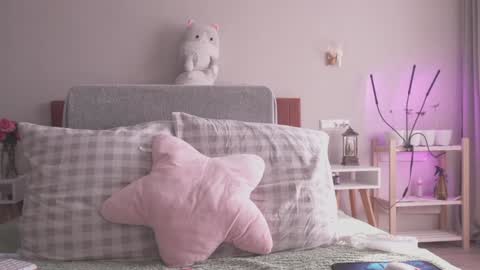 Fluffy and Krut online show from January 31, 2025, 9:05 am