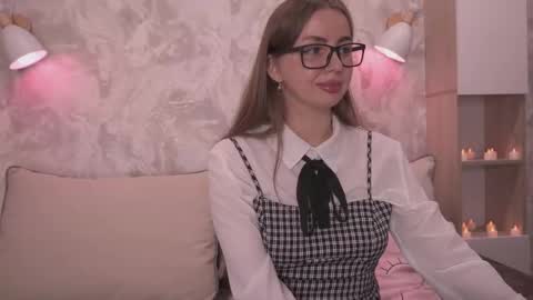 Fluffy and Krut online show from November 22, 2025, 4:06 pm