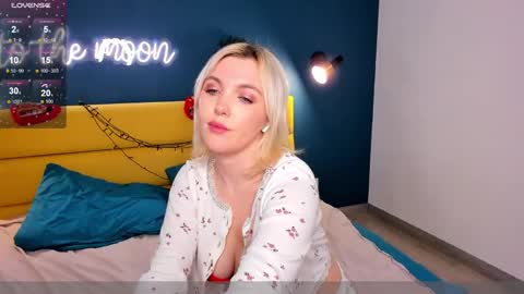 Monica online show from January 10, 2025, 11:33 am