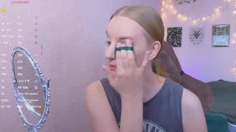 Agatha online show from April 19, 2026, 10:25 am