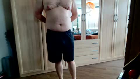 Snapshot of fluffybutt_ chatting on June 13, 2026, 5:16 am fluffybutt_ online show from June 13, 2026, 5:16 am