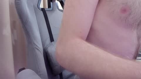 fluffycat  online show from December 7, 2024, 1:29 pm