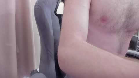 fluffycat  online show from December 12, 2024, 10:13 am