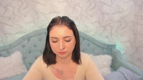 Lina online show from April 21, 2026, 2:51 am