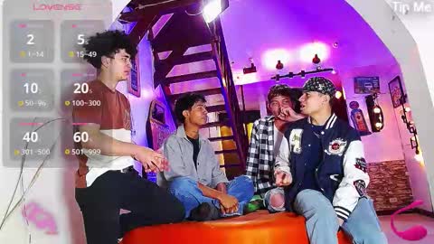 flyckers online show from October 11, 2025, 8:07 pm