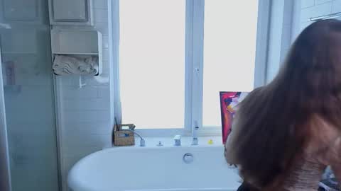 Mery online show from March 4, 2026, 6:52 am