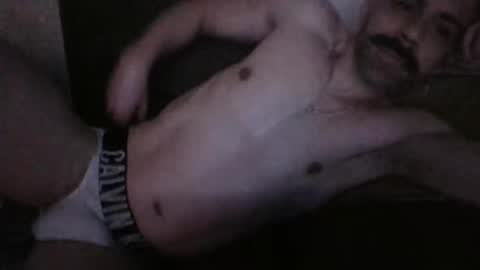 fonsi924 online show from April 1, 2026, 10:29 pm