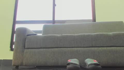 foot_master777 online show from February 27, 2025, 11:31 am