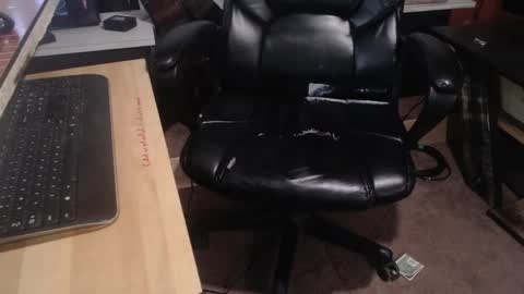 Snapshot of footlover6 chatting on February 20, 2025, 1:40 pm Thomas Jefferson online show from February 20, 2025, 1:40 pm