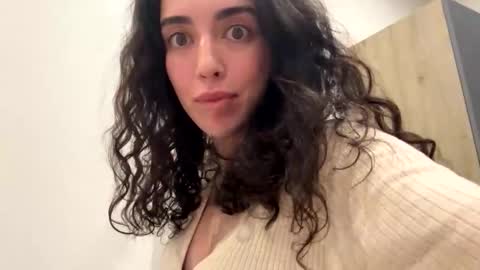 forbiddennvelvet online show from October 18, 2025, 7:25 pm