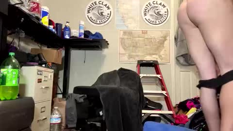 fordfamous online show from April 18, 2026, 4:27 am