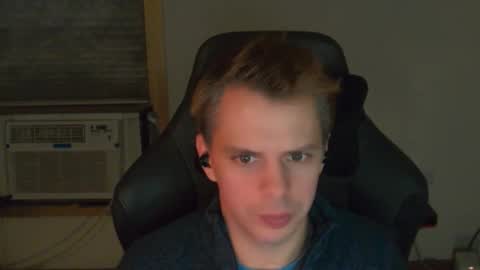 forever_broken online show from November 15, 2025, 6:44 am