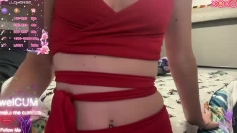 Snapshot of foreverkinkyy chatting on July 12, 2026, 5:15 pm Elaine online show from July 12, 2026, 5:15 pm