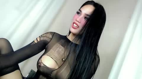 KHATRINA STACIE MARIE online show from May 26, 2026, 12:50 am