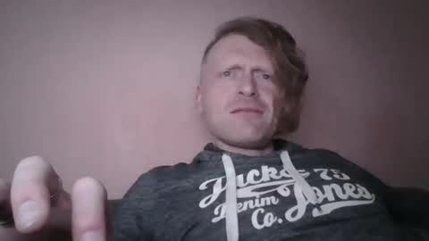 forgotten_lover online show from February 14, 2025, 4:09 pm