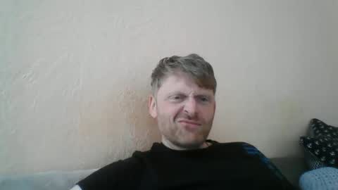 forgotten_lover online show from May 18, 2026, 8:53 am