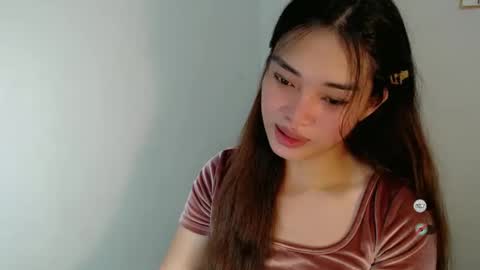 girl online show from March 4, 2026, 1:55 am