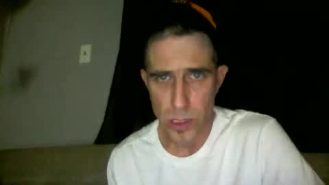 fouraide42 online show from April 21, 2026, 1:42 am