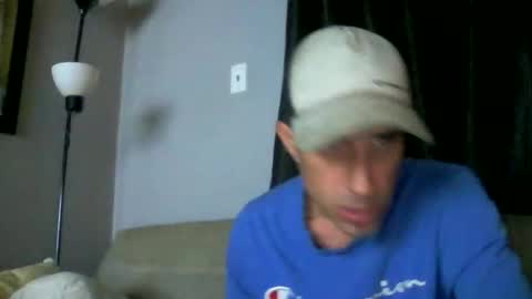 fouraide42 online show from April 22, 2026, 1:19 am