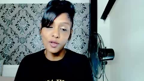 fox_off2 online show from November 28, 2025, 7:16 pm