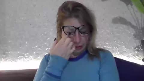 fox_red_lady7 online show from December 5, 2024, 9:28 pm