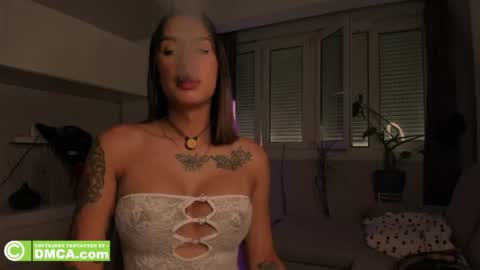 Snapshot of foxi_g chatting on July 7, 2026, 6:01 pm foxi_g online show from July 7, 2026, 6:01 pm