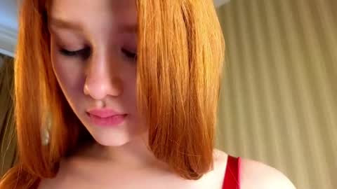 Snapshot of foxxx_tail chatting on June 5, 2026, 2:56 pm Petra online show from June 5, 2026, 2:56 pm