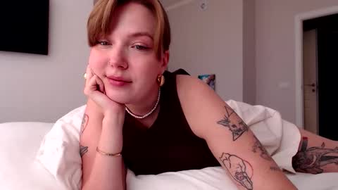 Cindy online show from September 23, 2025, 12:30 pm