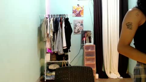 Snapshot of foxxygirly_ chatting on July 8, 2026, 12:20 pm Eva Violet online show from July 8, 2026, 12:20 pm