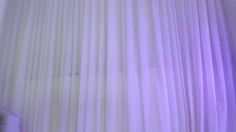 Snapshot of foxy200__ chatting on December 30, 2024, 10:45 pm Foxy online show from December 30, 2024, 10:45 pm