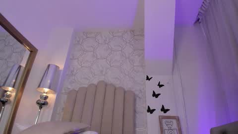 Snapshot of foxy200__ chatting on October 8, 2025, 7:55 pm Foxy online show from October 8, 2025, 7:55 pm