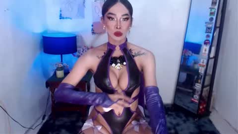 foxy_goddess online show from November 16, 2025, 9:37 am