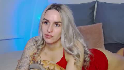 Foxy Kimmi online show from February 25, 2026, 6:45 am