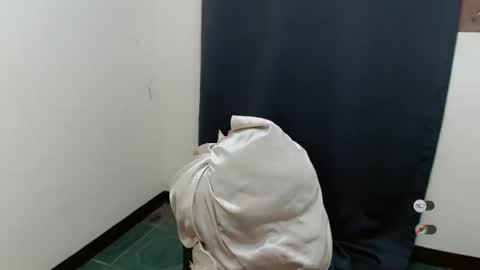 foxy_lei online show from March 5, 2026, 1:34 am