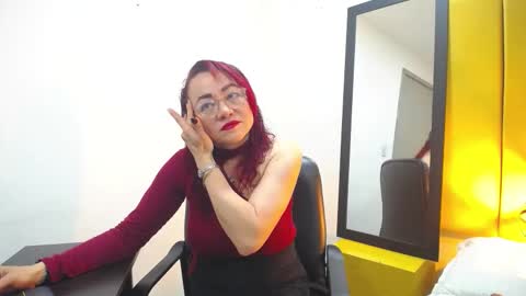 Foxy miilf online show from December 22, 2025, 1:08 pm