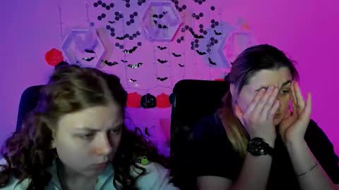 foxy_tease_ online show from October 28, 2025, 8:00 pm